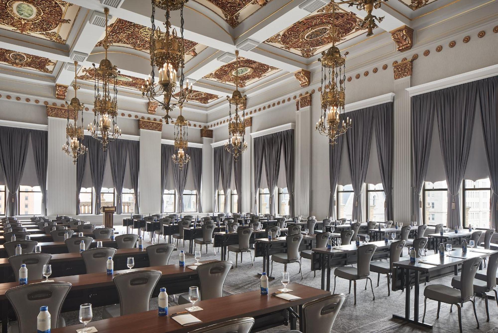 The Pfister Hotel Milwaukee Exterior foto